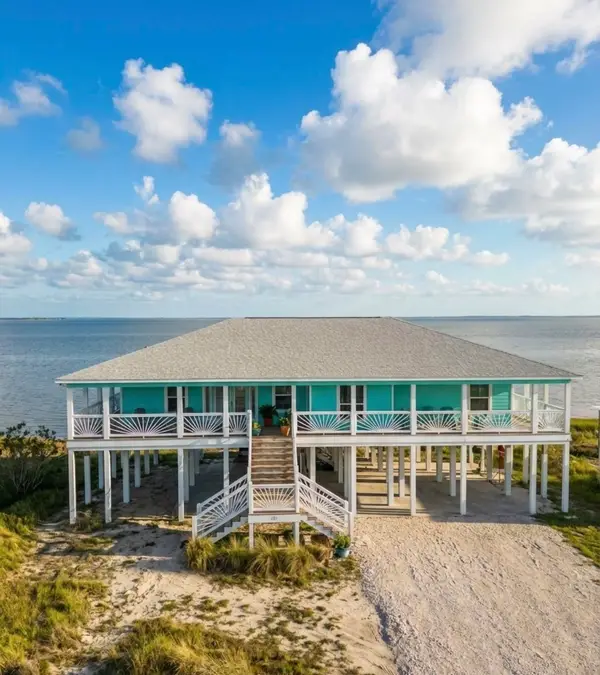 455 Egery Island Road, Taft, TX 78390