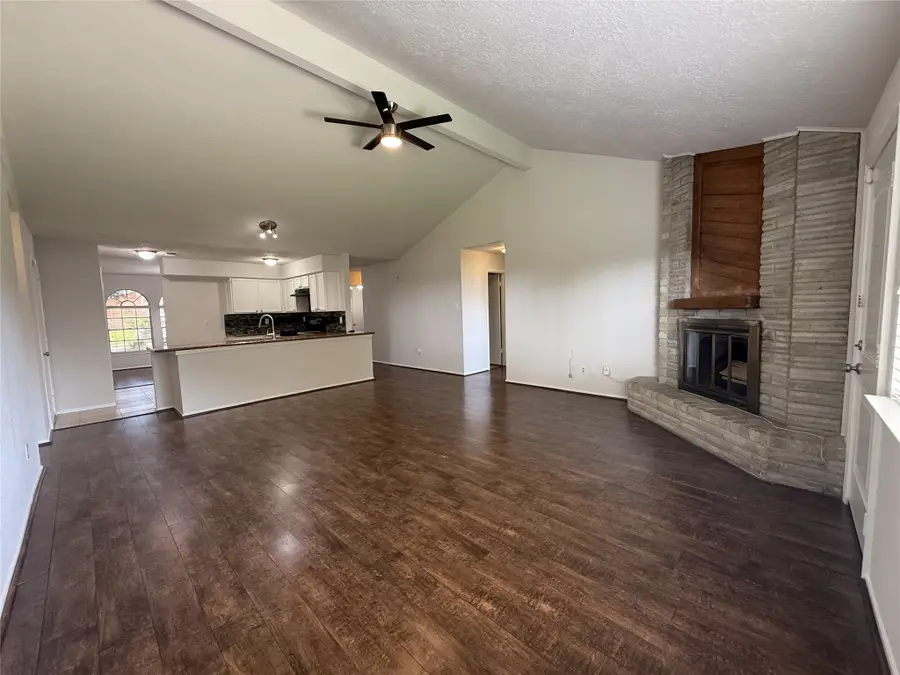 8306 Bee Meadow Lane, Stafford Missouri City, TX 77489 - #2