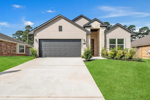 13405 Raintree Drive, Montgomery, TX 77356