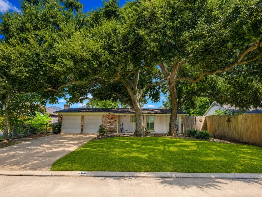 2406 Bayou Drive, League City, TX 77573 - #2