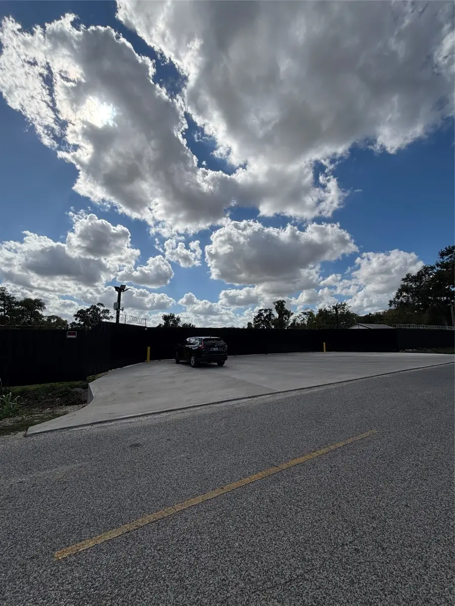 5715 & 5721 Spindle Drive, Houston, TX 77086 - Image #2