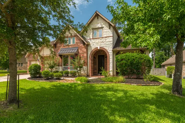 24 Camden Oaks Lane, Montgomery, TX 77356
