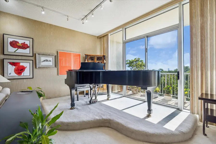 121 N Post Oak Lane #705, Houston, TX 77024 - #2