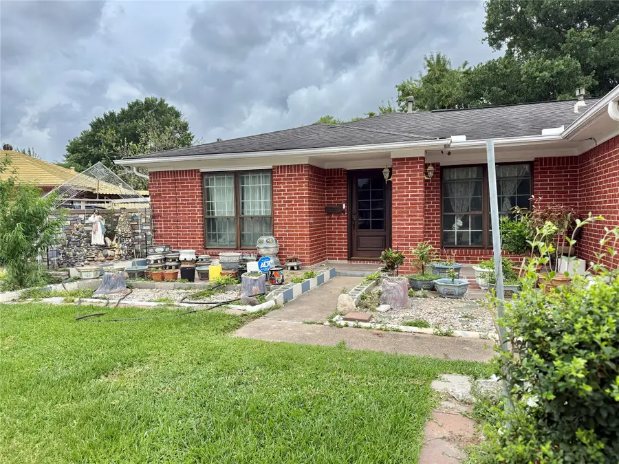 8911 Lazy River Lane, Houston, TX 77088 - #3