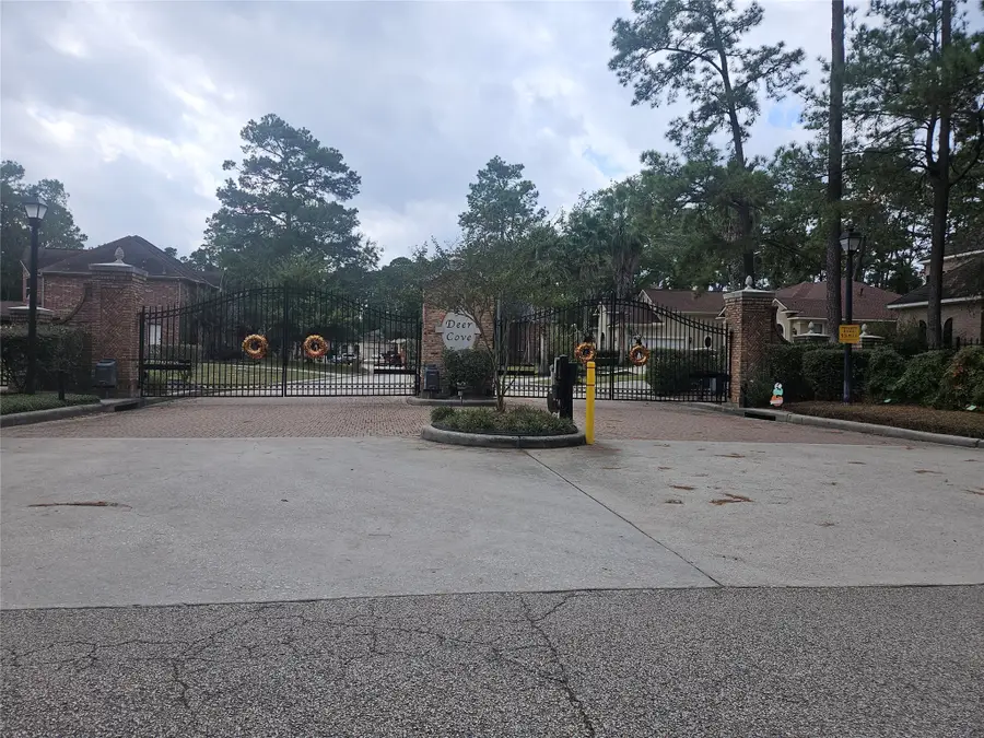 2239 Deer Cove Trail, Houston, TX 77339 - Image #2