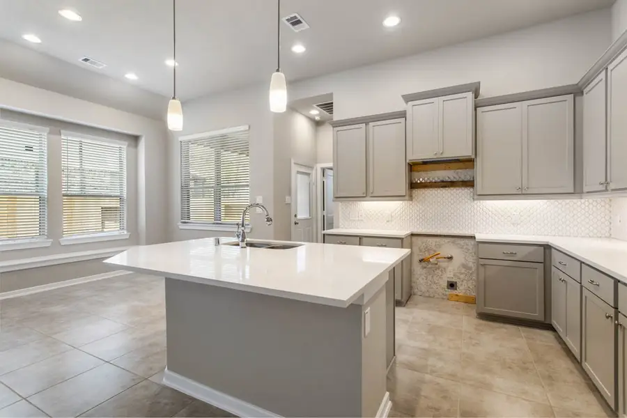 211 Congo Bay Circle, Willis, TX 77318 - Image #2