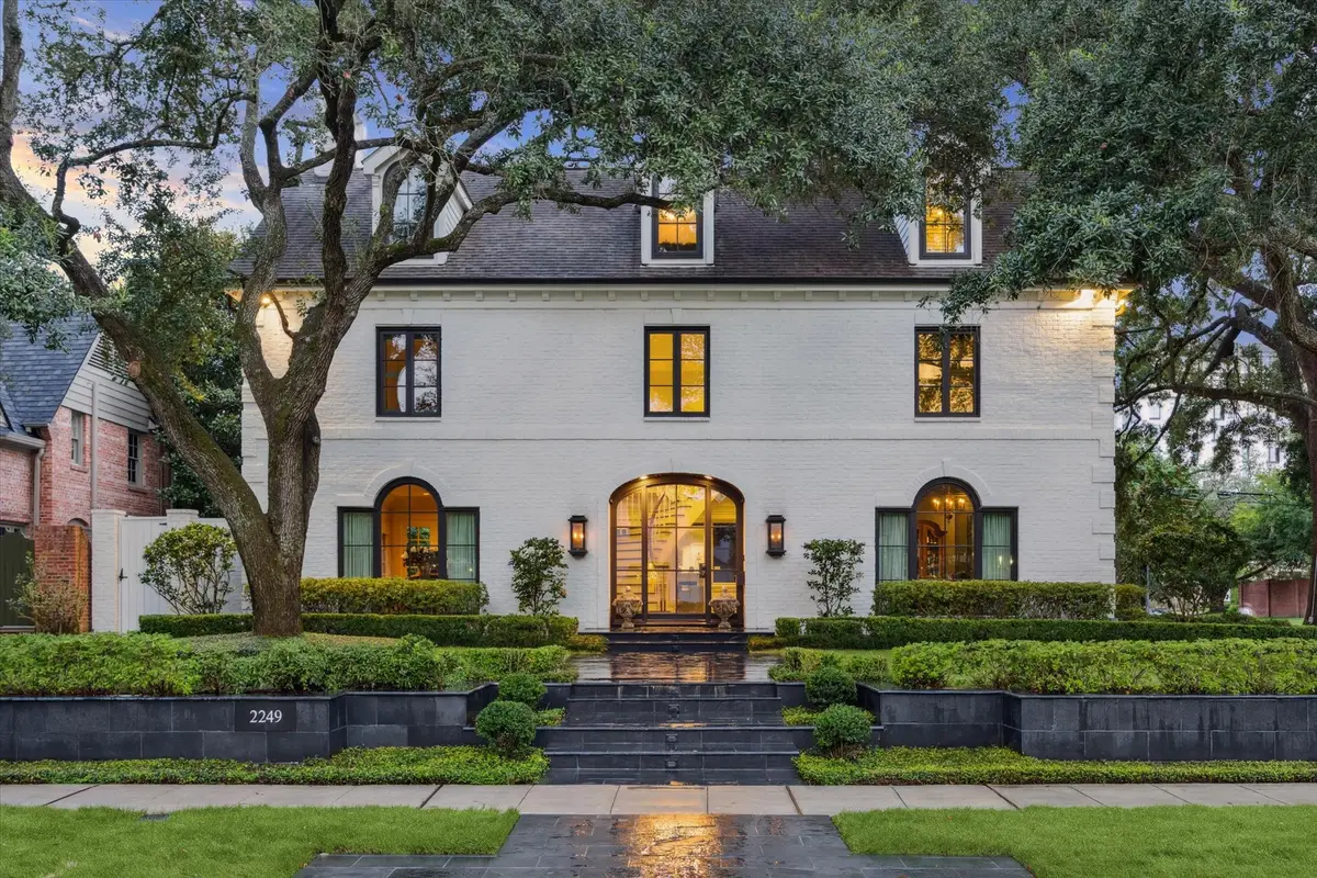 2249 Pelham Drive, Houston, TX 77019 - Image #1