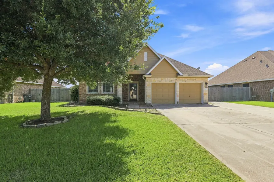 9611 Indian Trail, Monterey Belvieu, TX 77523 - #2