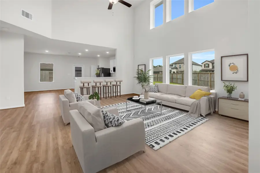 15100 Crown Manor Drive, Houston, TX 77044 - Image #2