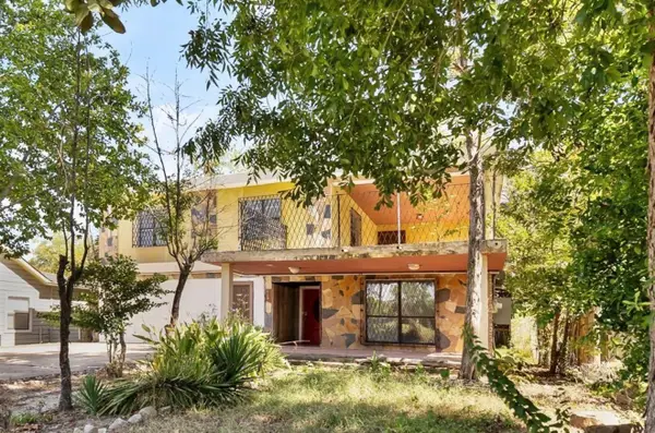 416 S Avenue D A/b, Humble, TX 77338