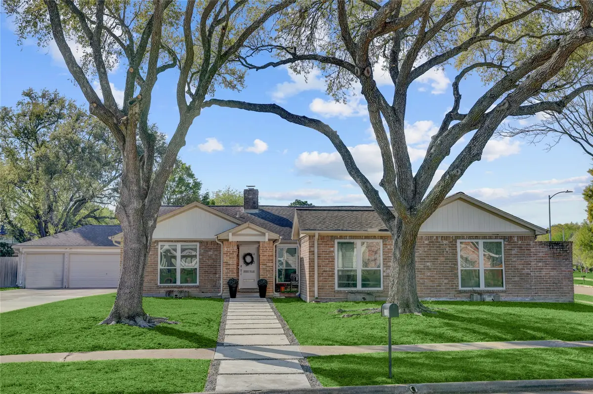 1135 Trowbridge Drive, Houston, TX 77062 - #1