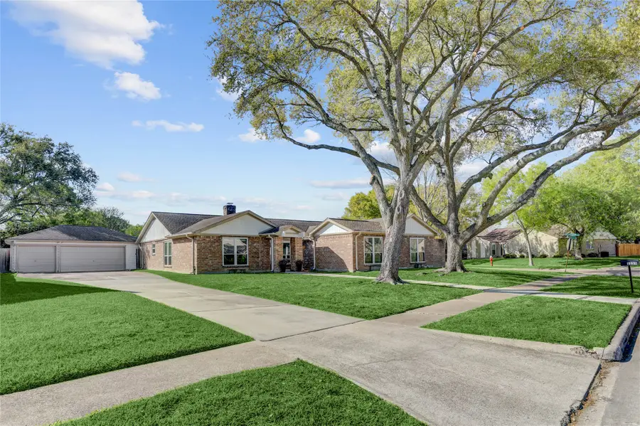 1135 Trowbridge Drive, Houston, TX 77062 - #2