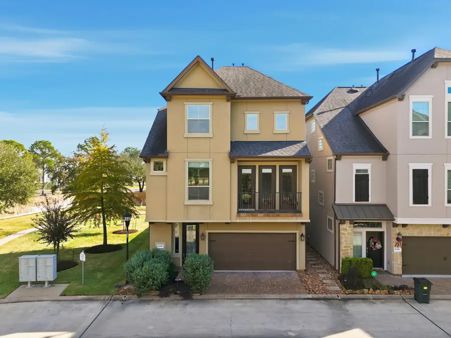10218 Spring Shadows Park Circle, Houston, TX 77080 - Image #2