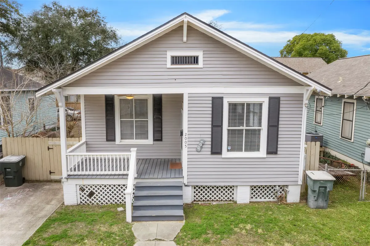 2005 37th Street, Galveston, TX 77550 - Image #1