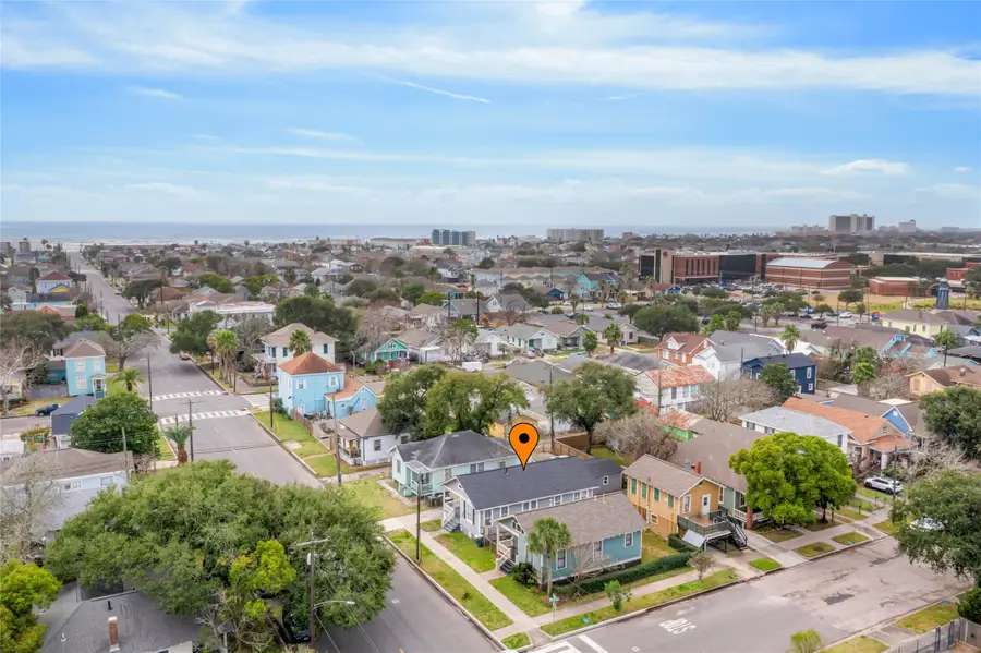 2005 37th Street, Galveston, TX 77550 - Image #3