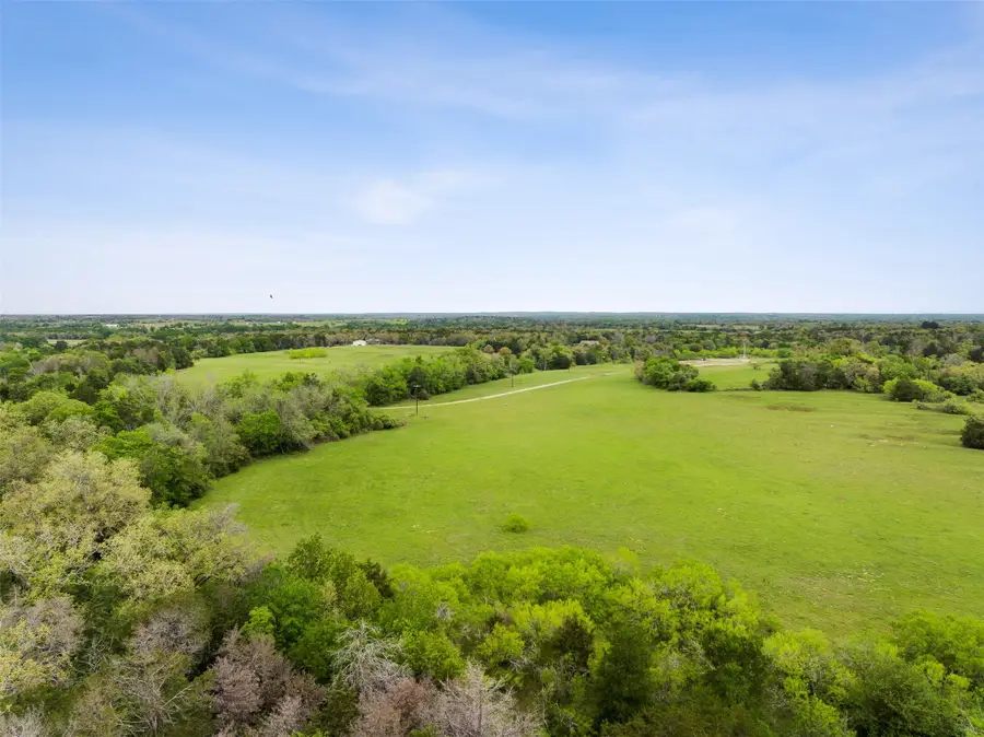 4822 Fm 1624, Lexington, TX 78947 - Image #2