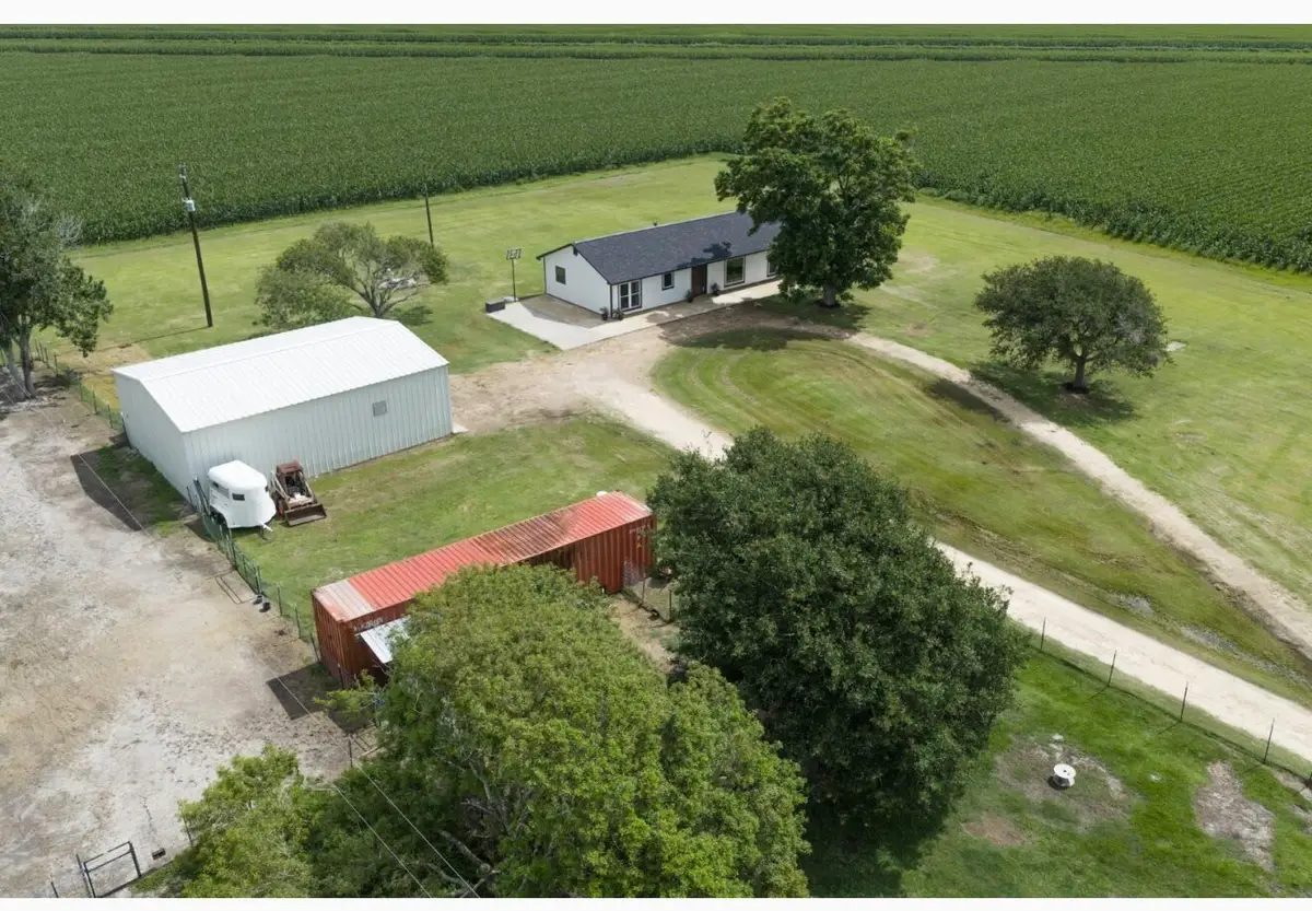 1737 County Road 425, Clemville, TX 77414 - #1