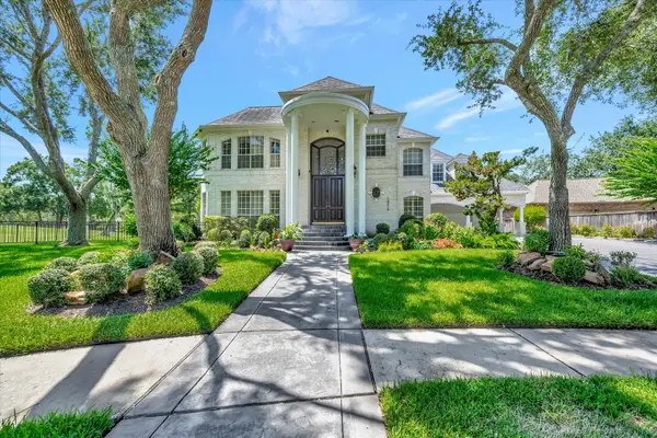 14318 Golf View Trail, Houston, TX 77059