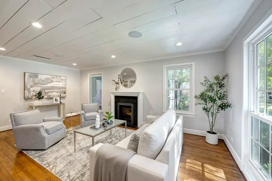 2328 Dunstan Road, Houston, TX 77005 - Image #3