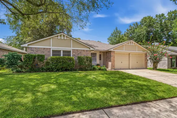 5603 Lynngate Drive, Spring, TX 77373