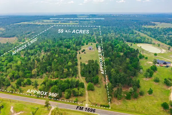 972 Fm 1696 Road W, Huntsville, TX 77320