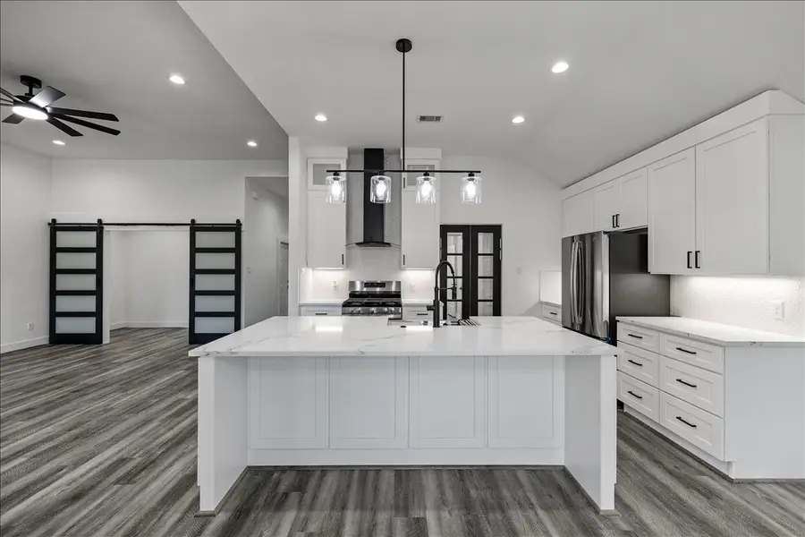 14103 W 3rd Street, Santa Fe, TX 77517 - #2