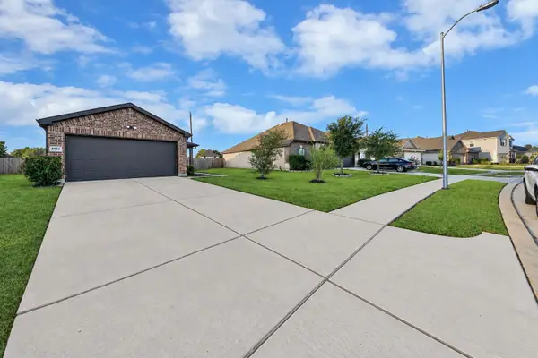 5924 Bluebonnet Lane, Rosenberg, TX 77469