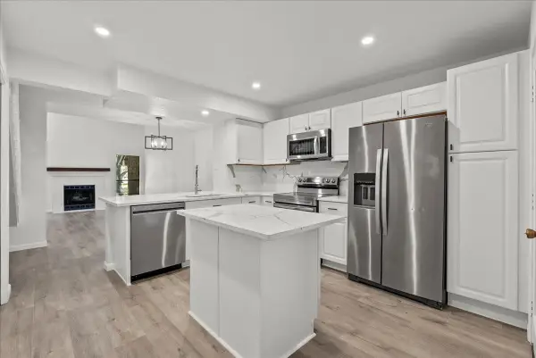 16532 Holly Trail Drive, Houston, TX 77058