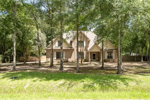 2203 Appian Way, New Caney, TX 77357