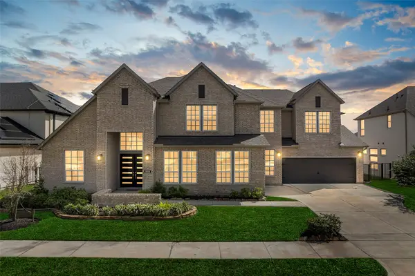 11018 White Caterpillar Drive, Cypress, TX 77433