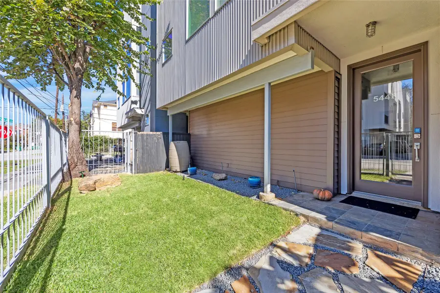 5443 Rose Street, Houston, TX 77007 - Image #3