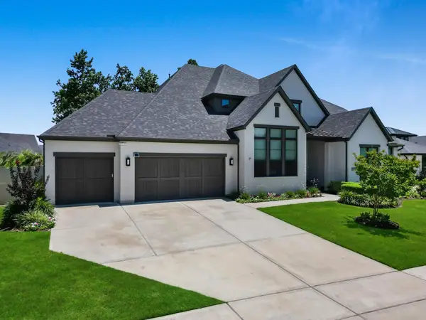 10095 S Goshawk Trail, Conroe, TX 77385
