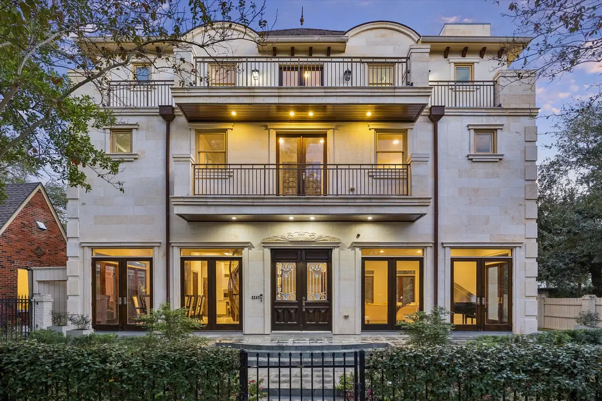 2247 Bartlett Street, Houston, TX 77098 - Image #1