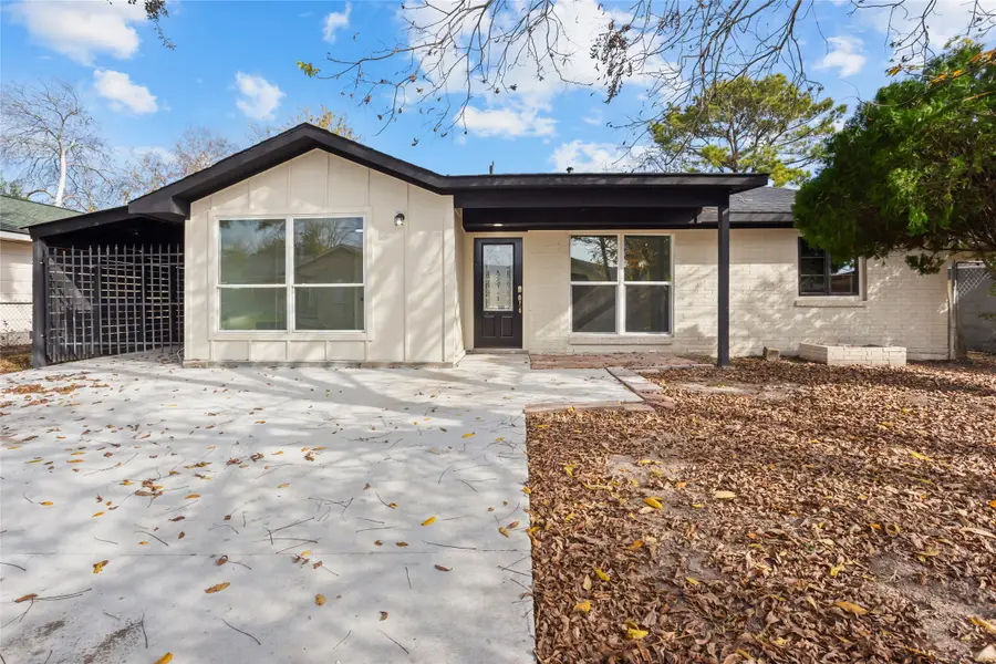 12707 Southbridge Road, Houston, TX 77047 - Image #2
