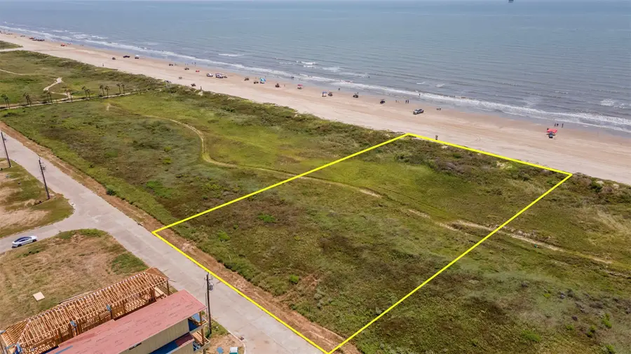732 Seaside Drive, Crystal Beach, TX 77650 - #3