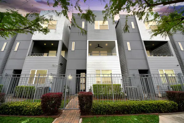 1721 Eado Point Lane, Houston, TX 77003