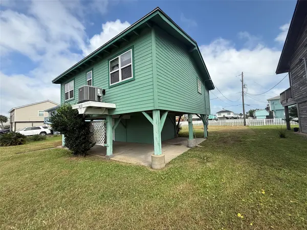 16721 Henry Morgan Road, Jamaica Beach, TX 77554