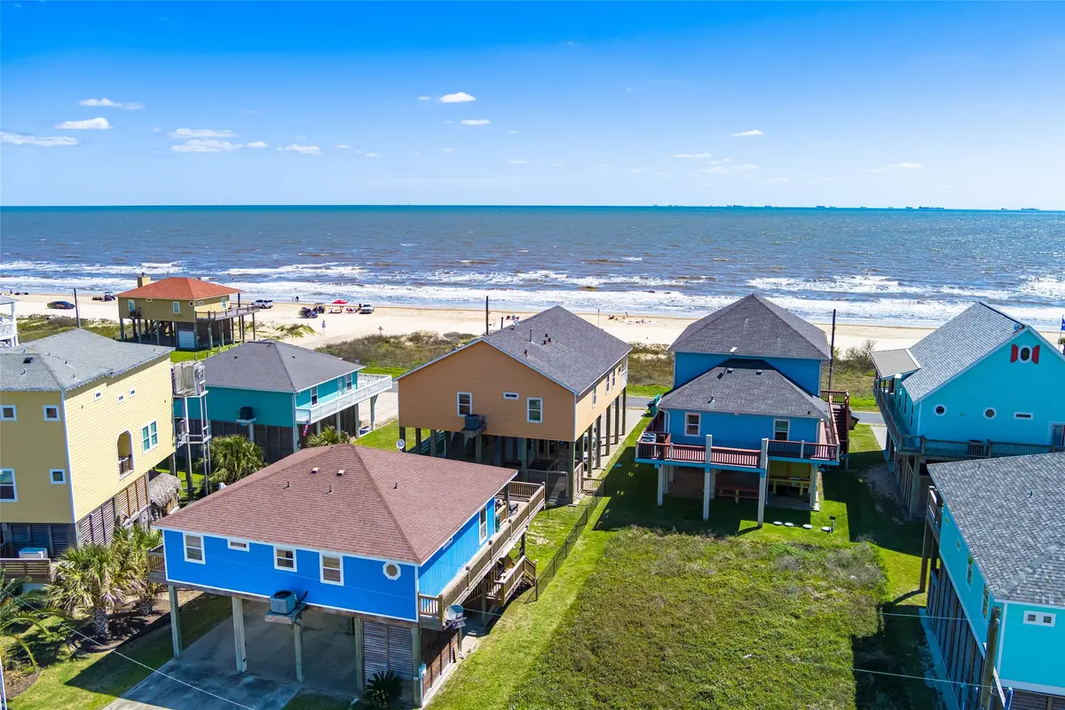 2592 Whitecap, Crystal Beach, TX 77650 - #1