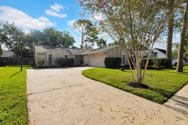 3203 Cherry Creek Drive, Missouri City, TX 77459