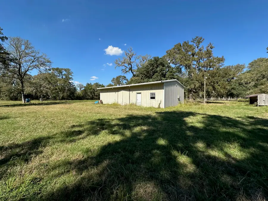 20226 San Bernard Drive, Guy, TX 77444 - Image #2