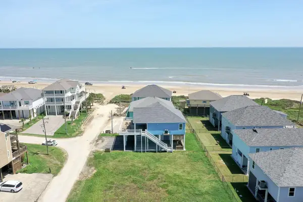 847 Beaumont Drive, Port Bolivar, TX 77650