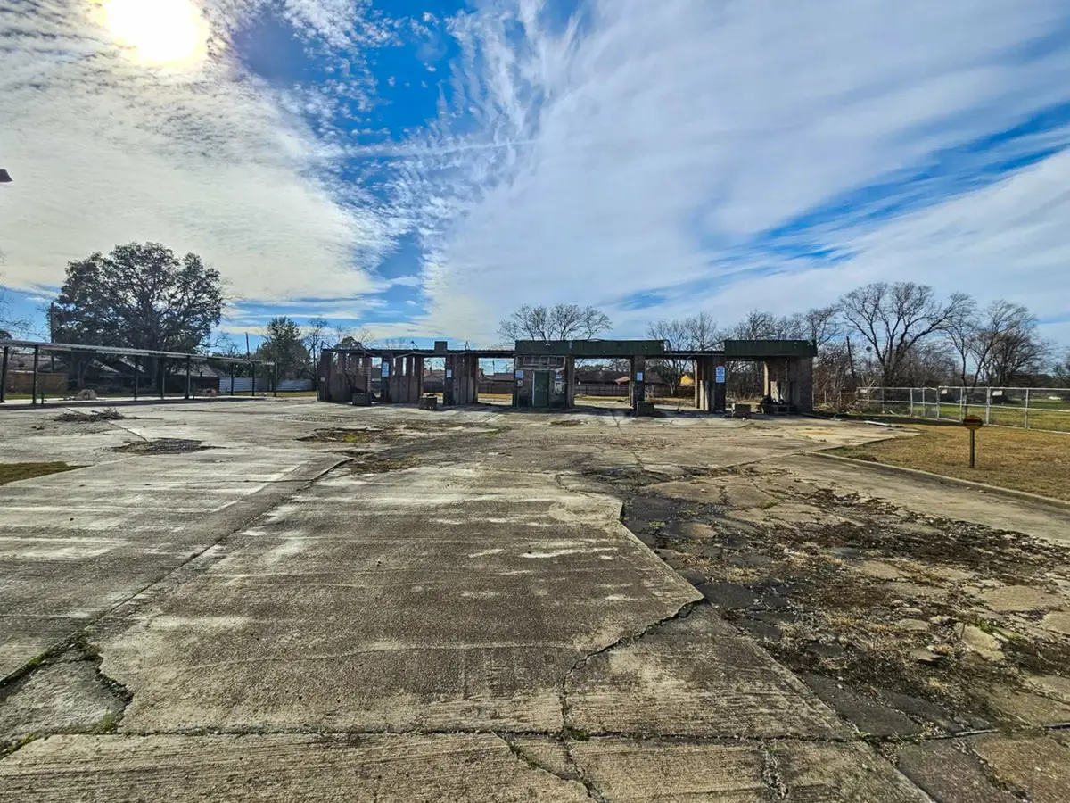 11408 Martin Luther King Jr Boulevard, Houston, TX 77048 - Image #1