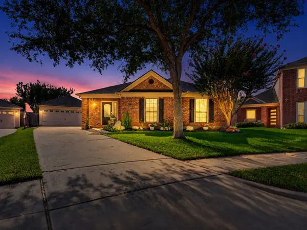 1711 Red Lake Court, Richmond, TX 77406
