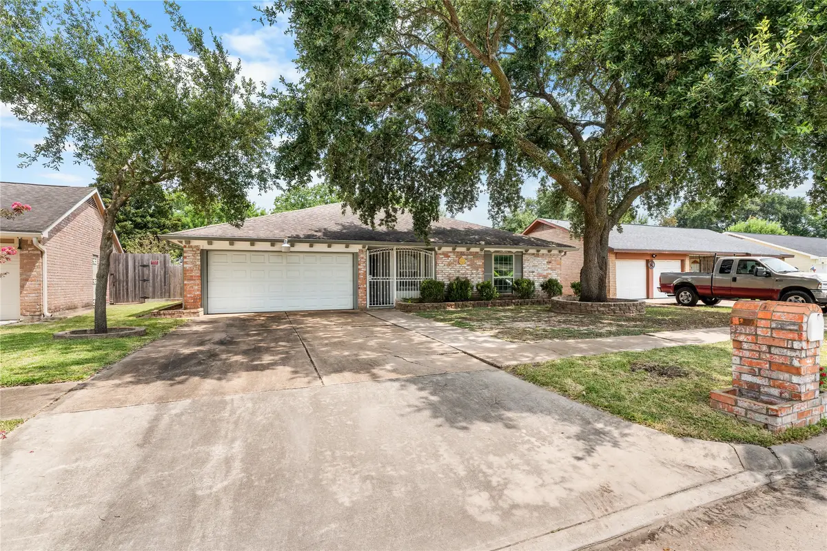 11310 Gladefield Drive, Houston, TX 77099 - #1