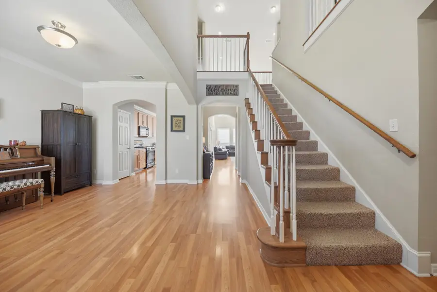 2913 Oakwood Drive, Brenham, TX 77833 - #2