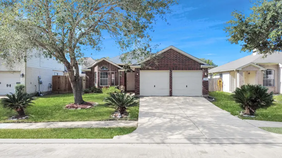 4014 Teal Vista Court, Fresno, TX 77545 - Image #2