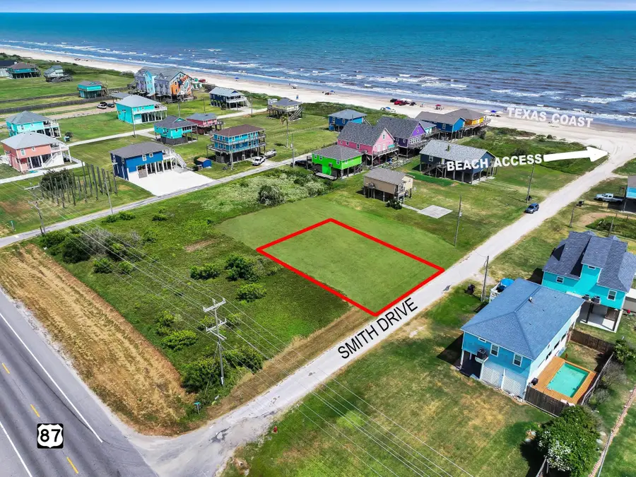 992 Smith Drive, Gilchrist, TX 77617 - #2