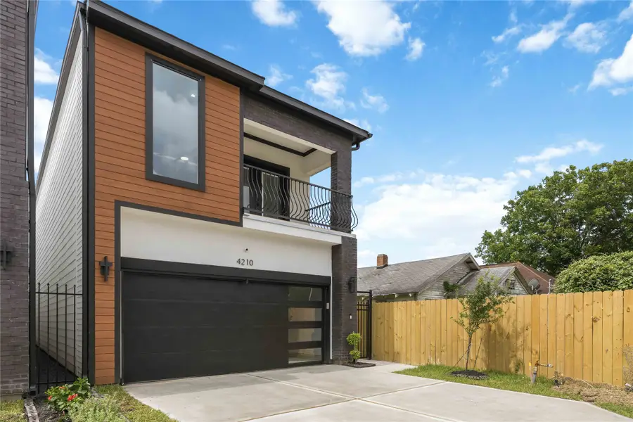 4210 New Orleans Street, Houston, TX 77020 - #2