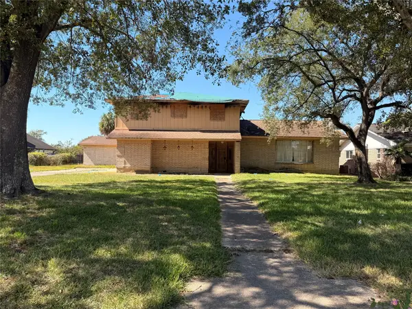 3280 Blossom Drive, Beaumont, TX 77705