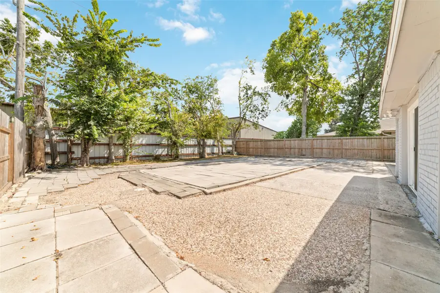 6111 Westbranch Drive, Houston, TX 77072 - #3